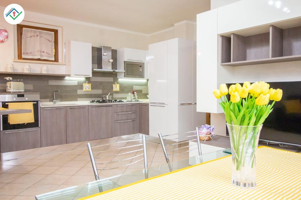 Living room, kitchen