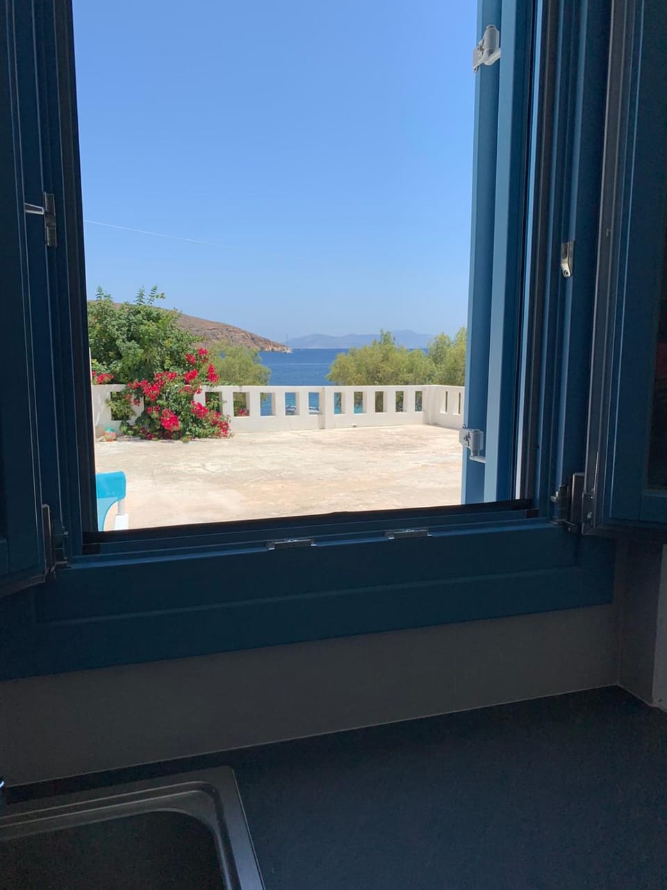 View (from property/room), Balcony/Terrace, Sea view