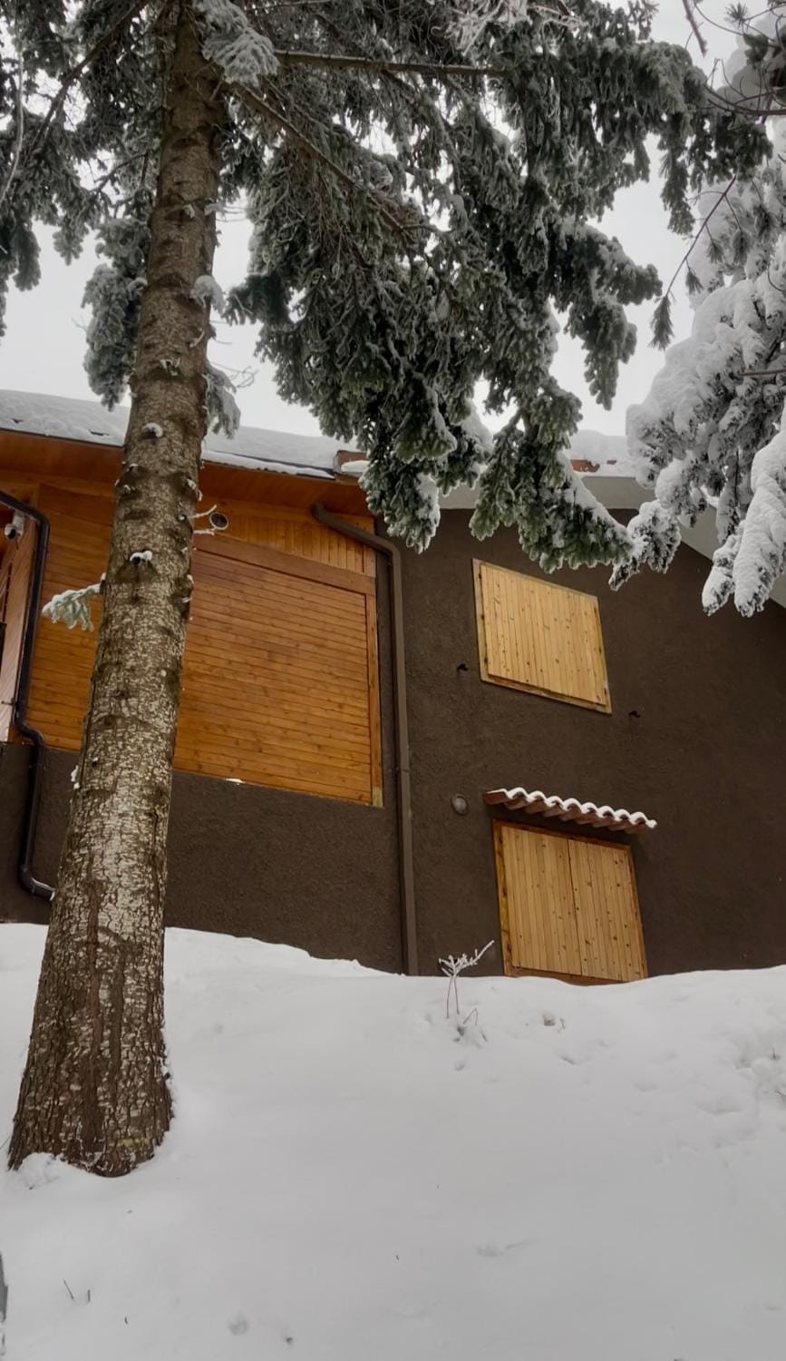 Property building, Natural landscape