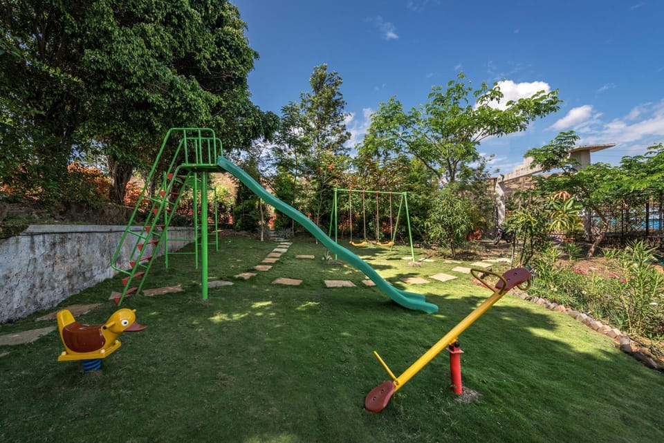 Day, Natural landscape, Children play ground, Garden, Garden view