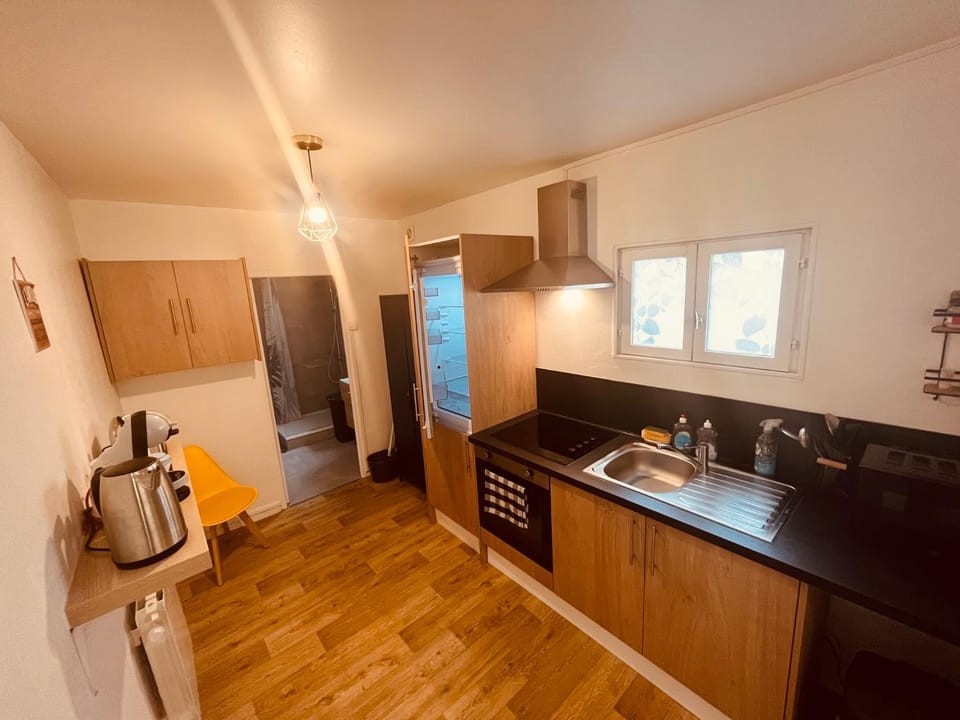 Coffee/tea facilities, Kitchen or kitchenette, dishwasher, minibar, pet friendly, stove, toaster