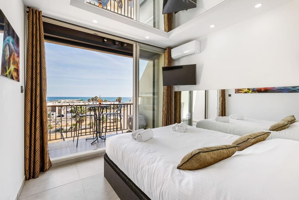 Bedroom, Sea view