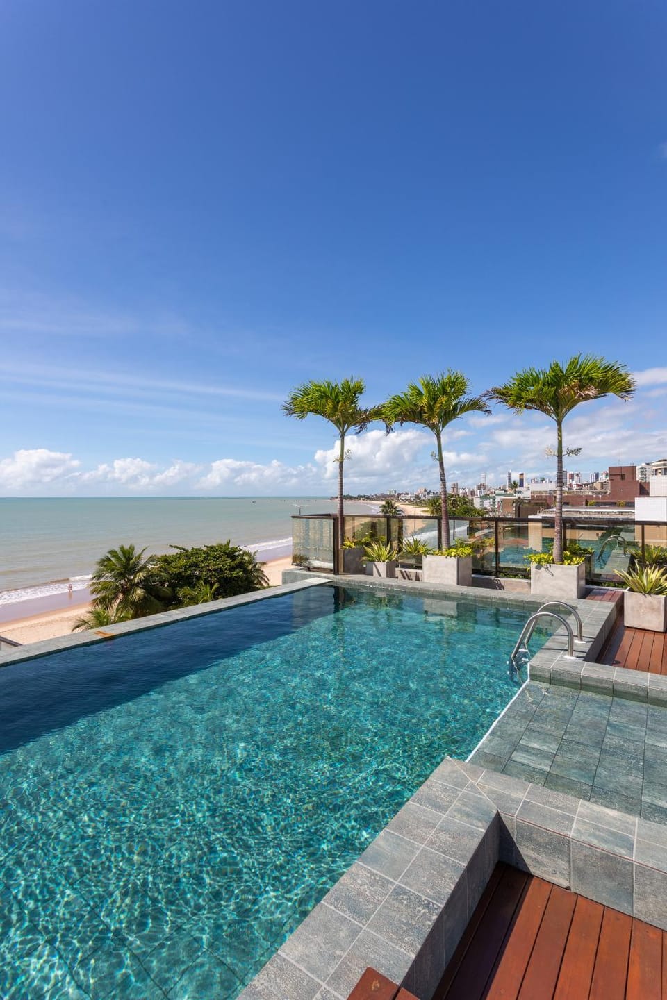 View (from property/room), Balcony/Terrace, Pool view, Sea view, Swimming pool, sunbed