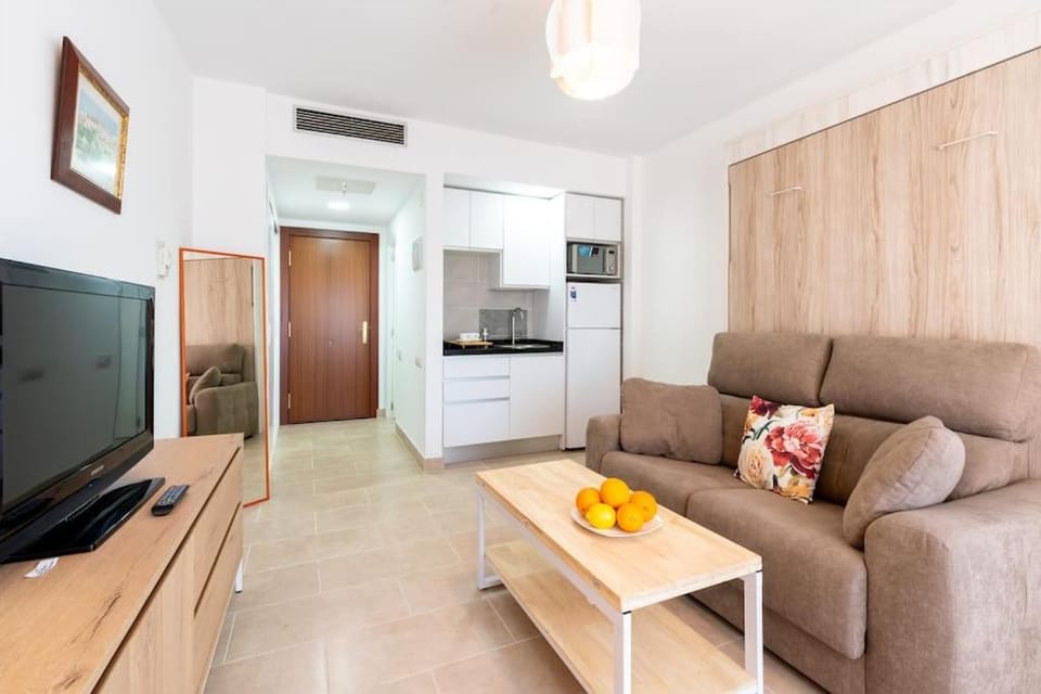 Living room, Seating area, Dining area, air conditioner