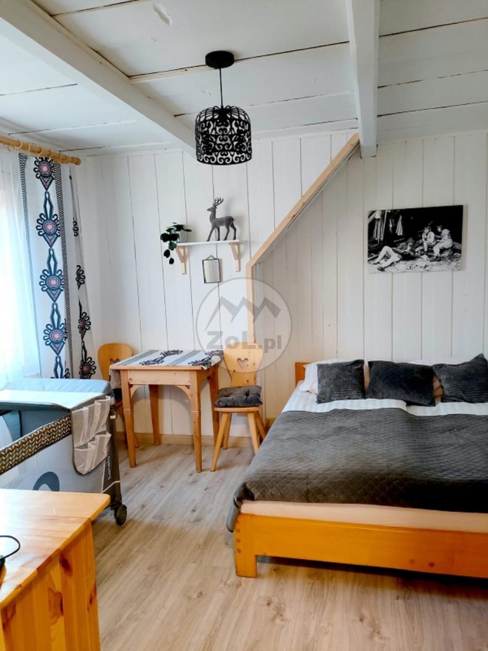 Bed, Photo of the whole room, Bedroom