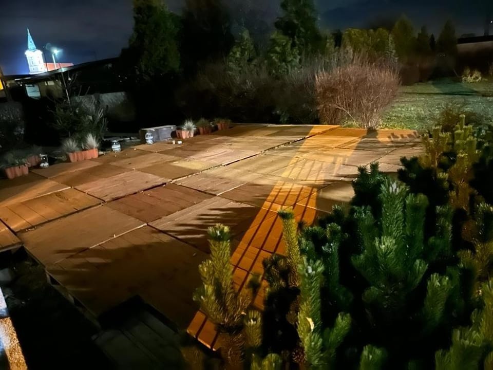 Night, Garden