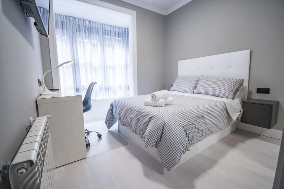 Gran Apartamento 6 SUITES Bilbao Center Apartment in Bilbao