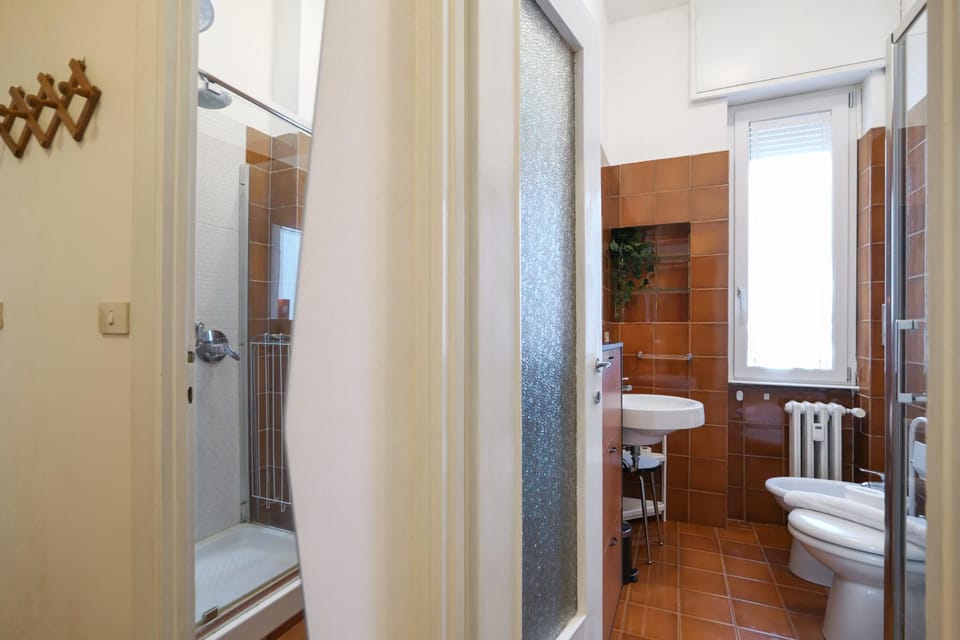 Shower, Toilet, Bathroom, bidet