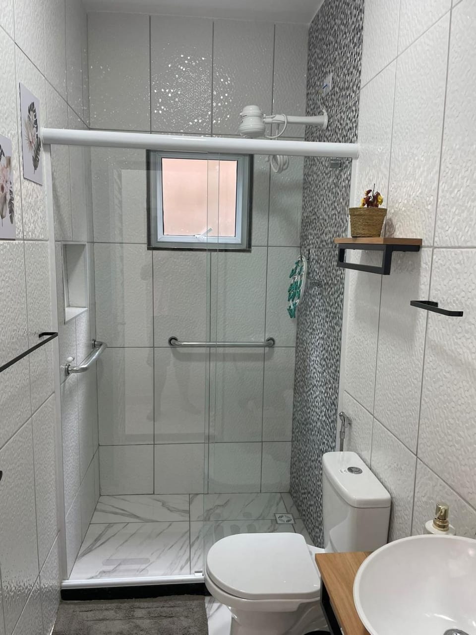 Shower, Toilet, Bathroom