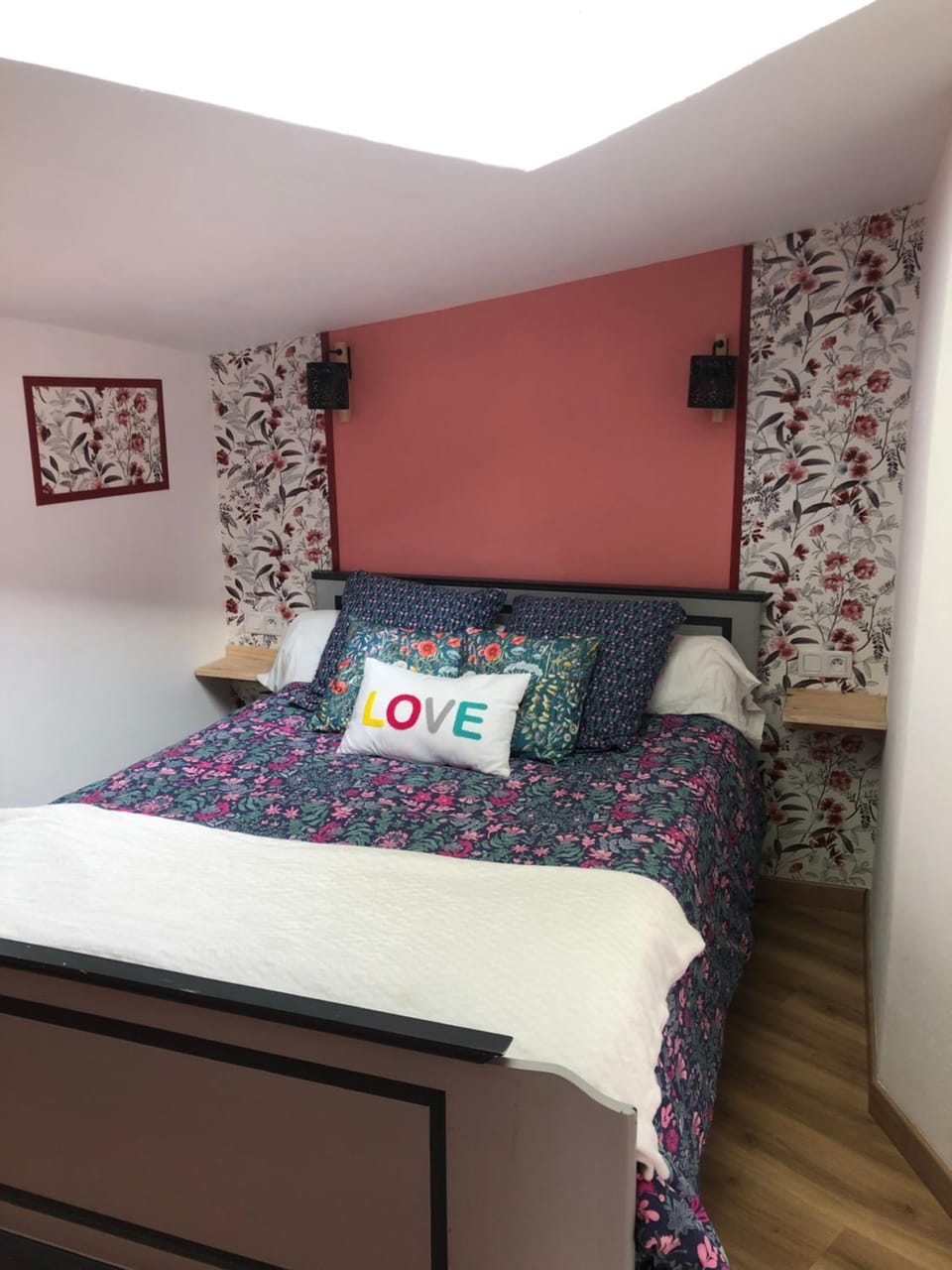 Photo of the whole room