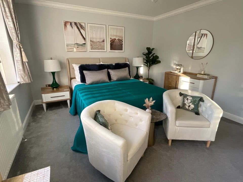 Bed, Photo of the whole room
