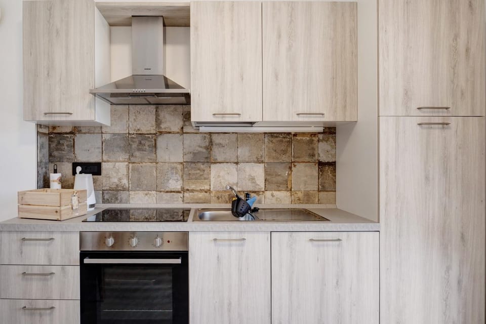 Kitchen or kitchenette, Living room