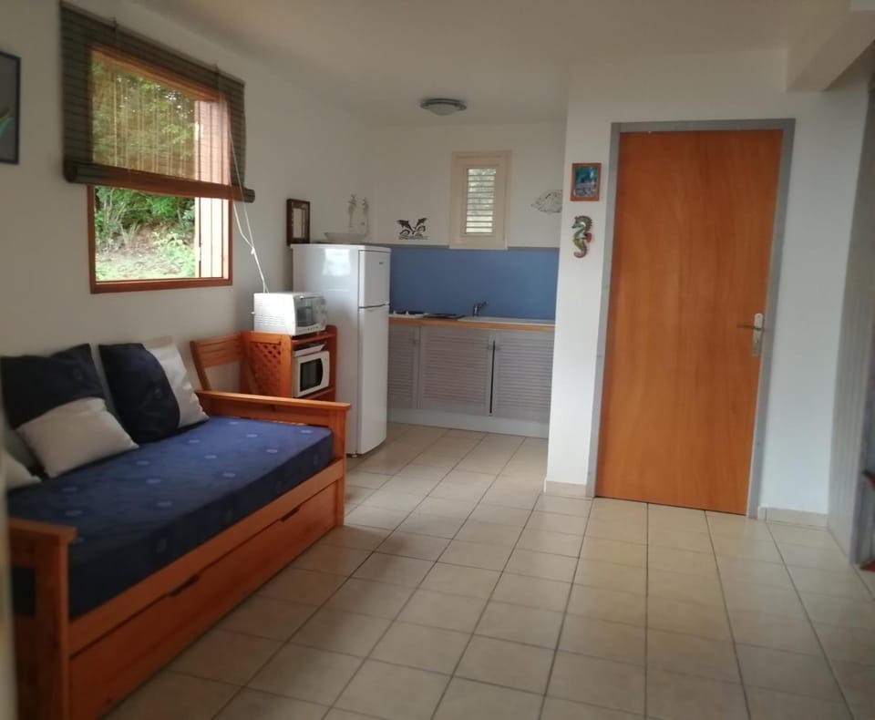 GITES MARLYSE Apartment in Bouillante