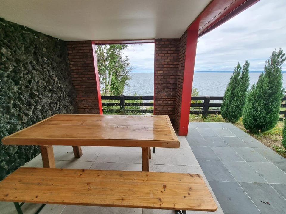Ensenada Casa Orilla del Lago Vacation rental in Los Lagos, Chile