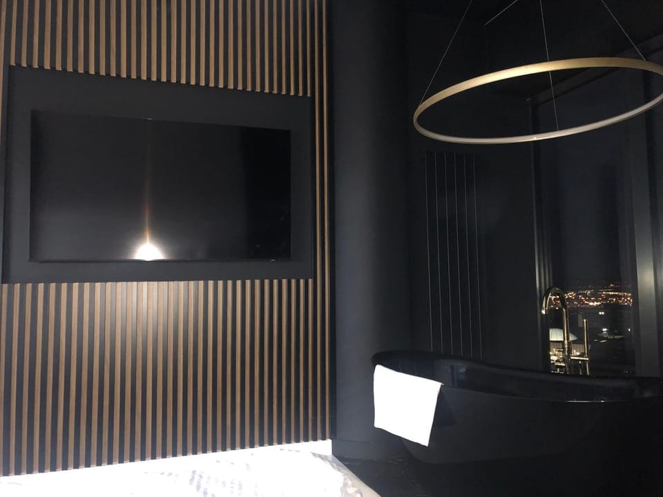 Wanna na 20 piętrze, City View, Hanza Tower Apartment in Szczecin