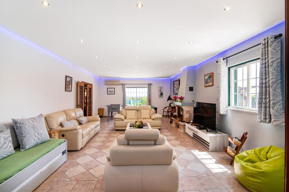 Property building, Living room