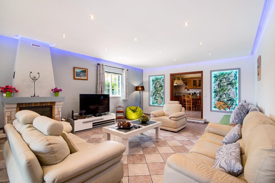 Property building, Living room