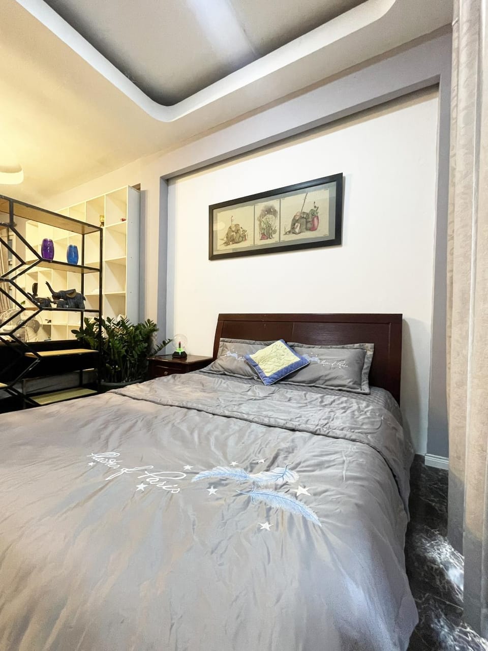 Bed, Photo of the whole room