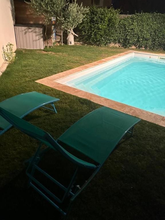 Villa J et V Apartment in Sorgues