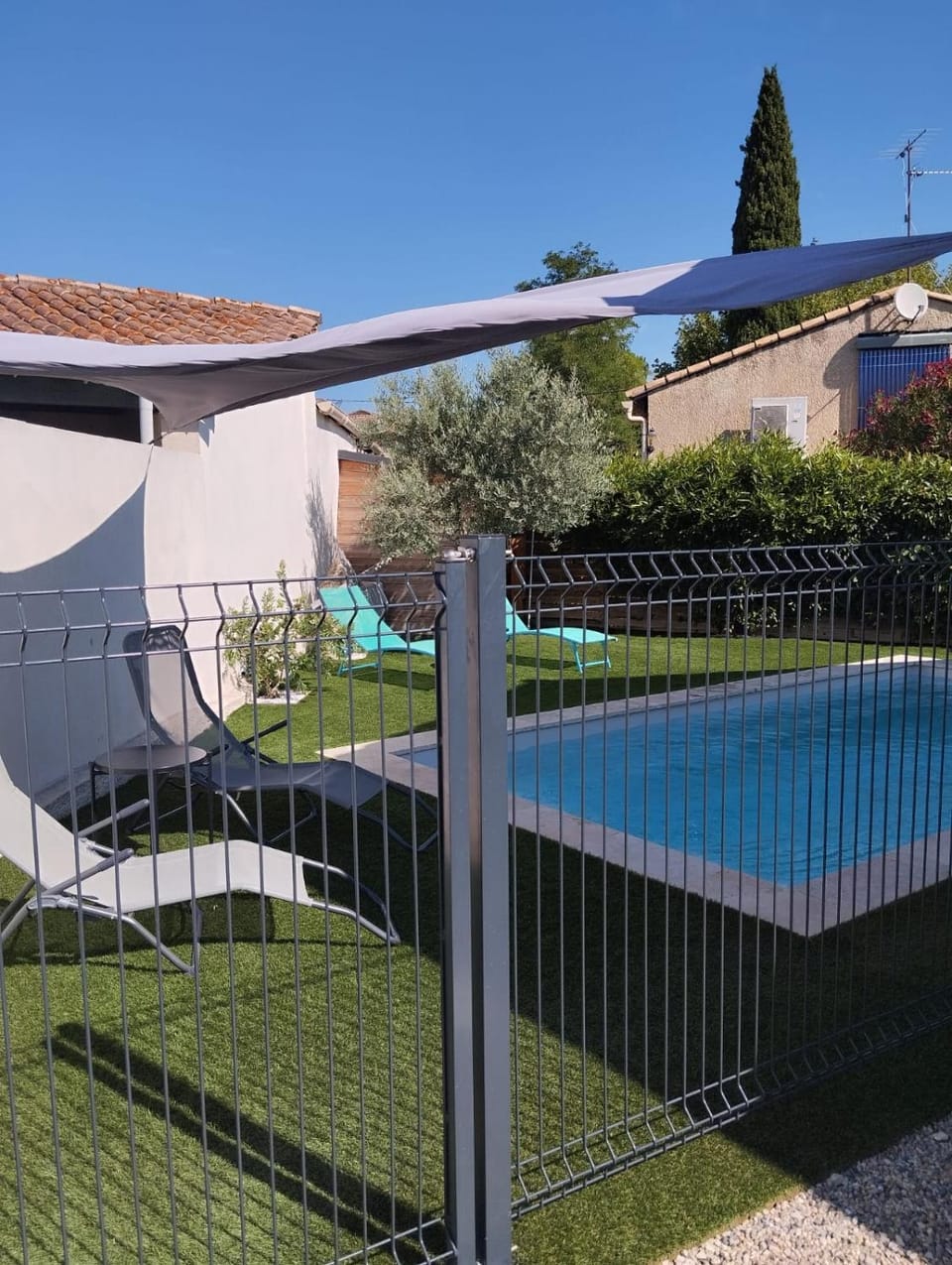 Villa J et V Apartment in Sorgues