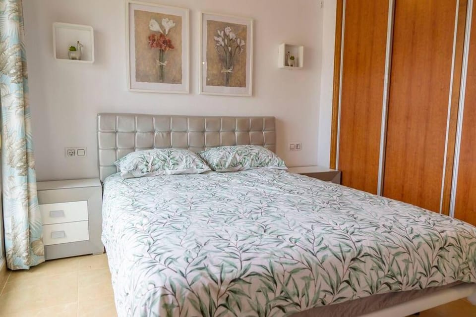 Beautiful 3 Bed Townhouse with landscaped communal pool area House in Vega Baja del Segura