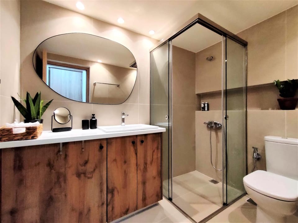 Shower, Bathroom