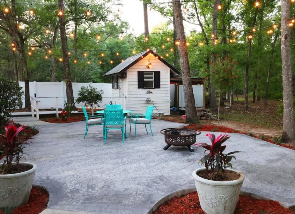 Cottage in the woods at Emerald Lakes Estate House in Florida