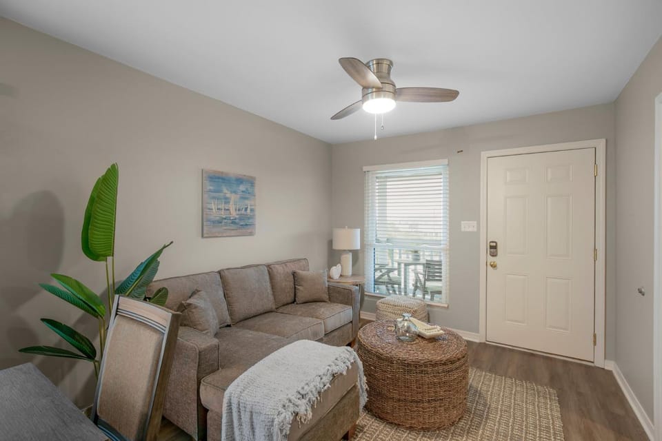 The Cove 205B by Vacation Homes Collection Apartment in West Beach