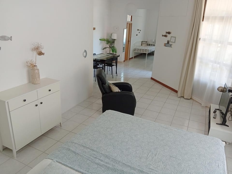 Mala Marta, 60qm room, near beach Apartment in Šibenik-Knin County, Croatia