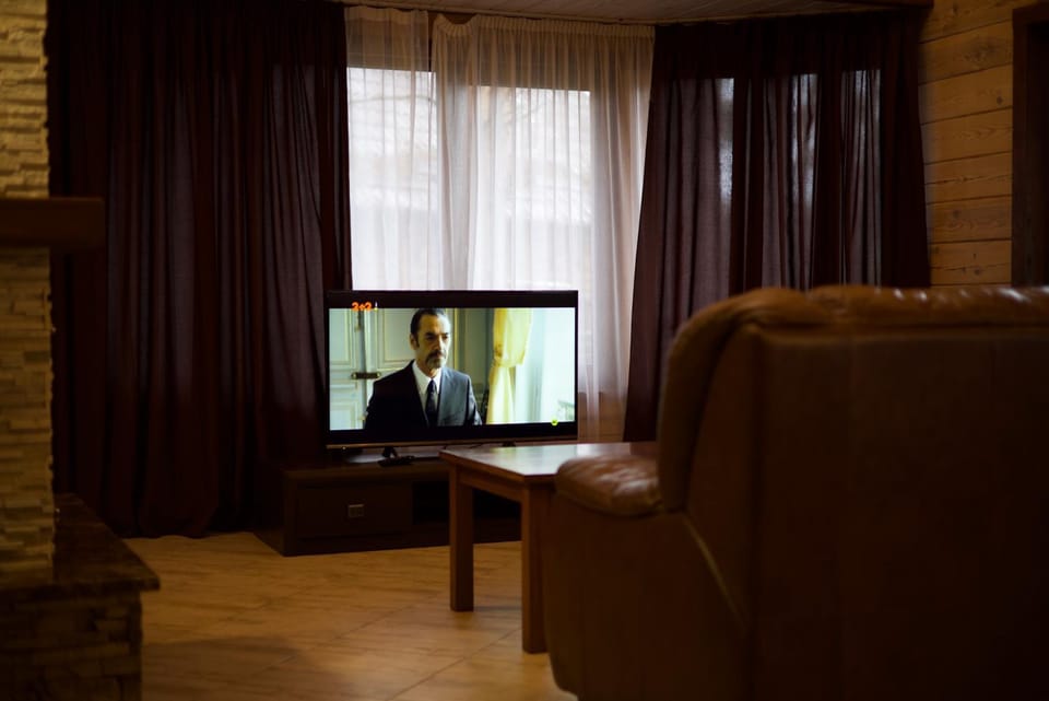 TV and multimedia, Living room, Seating area
