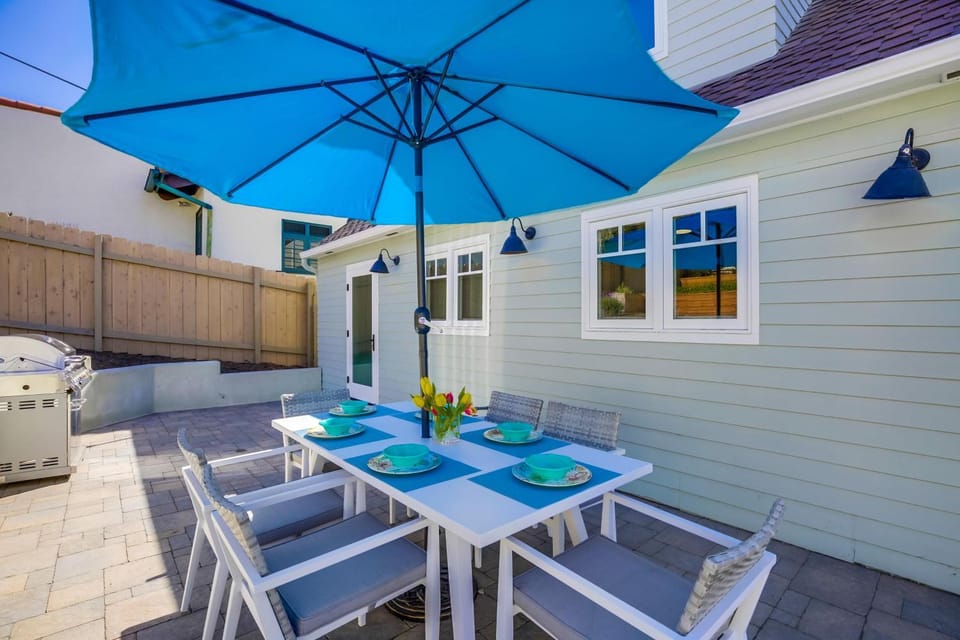 Village Life House in La Jolla