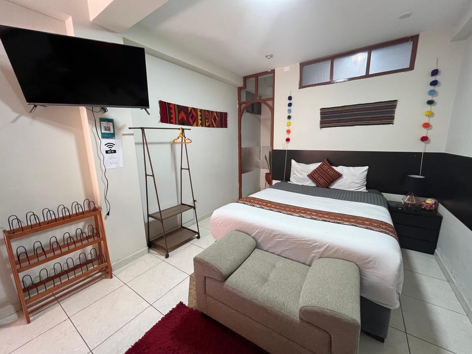 TV and multimedia, Photo of the whole room