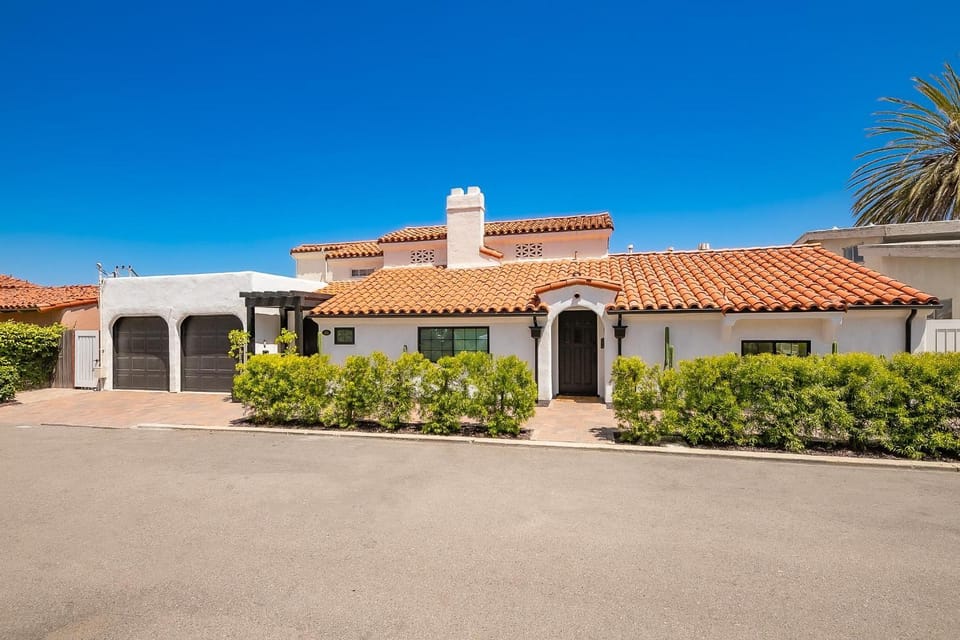 On The Beach Casa House in Point Loma