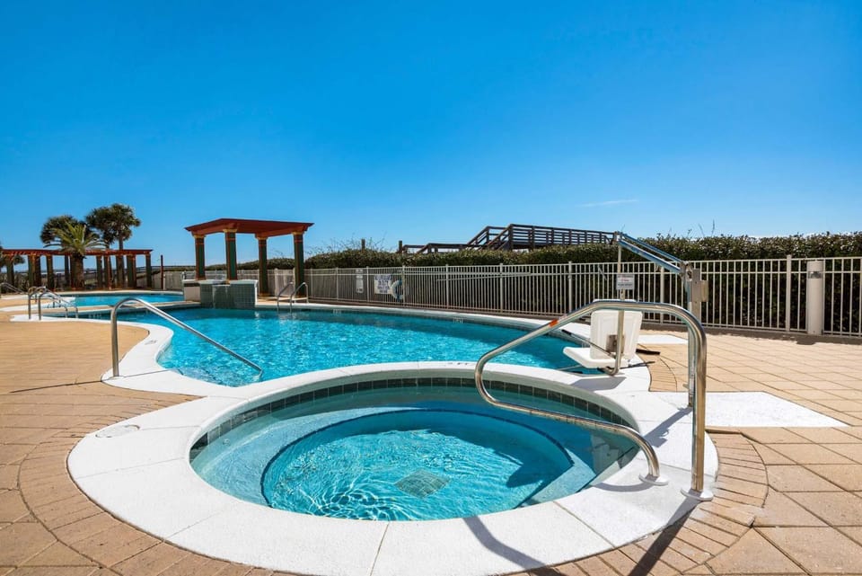 The Pearl 1201 Apartment in Pensacola Beach