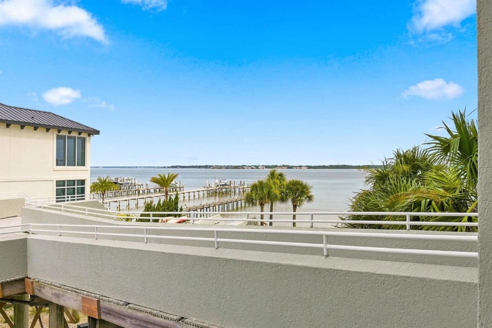 Tristan Towers unit 1B Apartment in Pensacola Beach