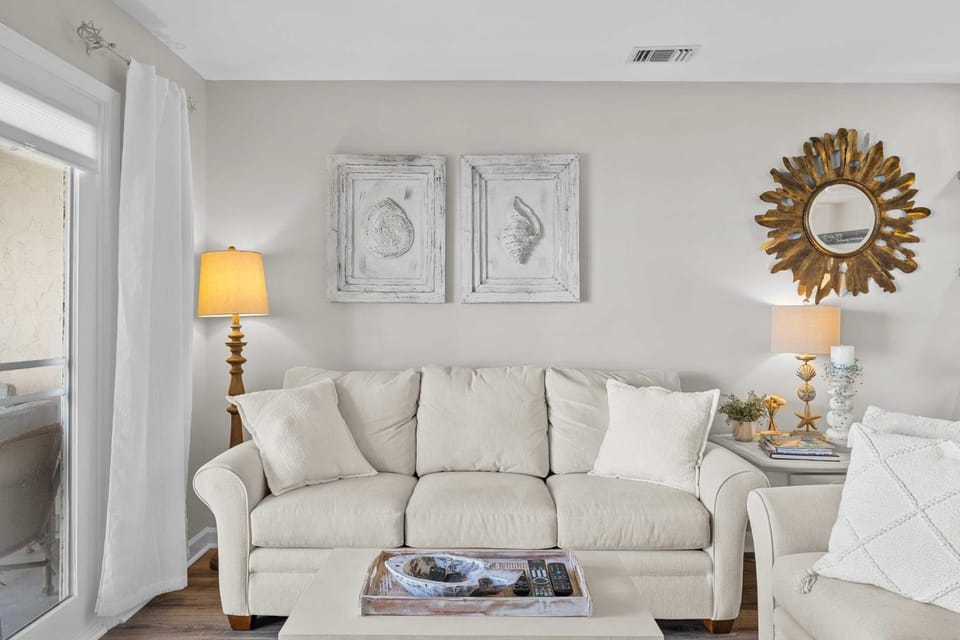 Villa Capriani Condo w/ Direct Beach Access! Villa in North Topsail Beach