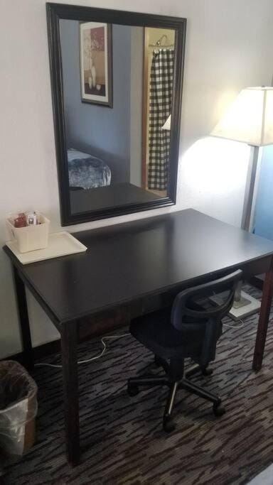 OSU Hotel 2 Queen Beds Hotel Room 132 Apartment in Stillwater