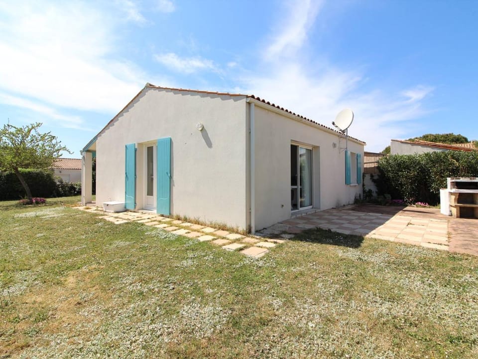 Maison calme 3 pièces, jardin clos, animaux admis à La Brée-les-Bains - FR-1-246A-220 House in Nouvelle-Aquitaine
