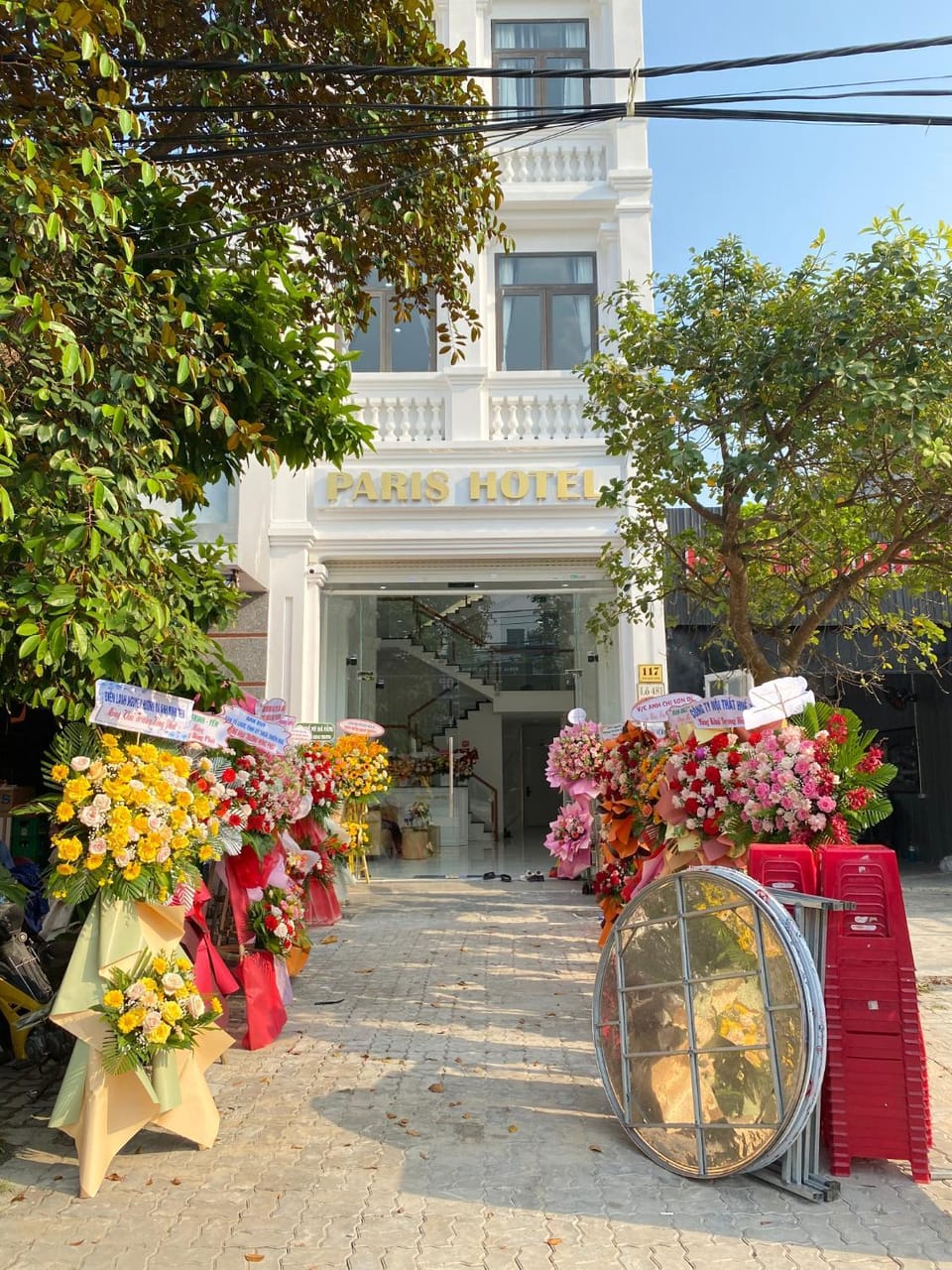 Property building, Facade/entrance, Garden view
