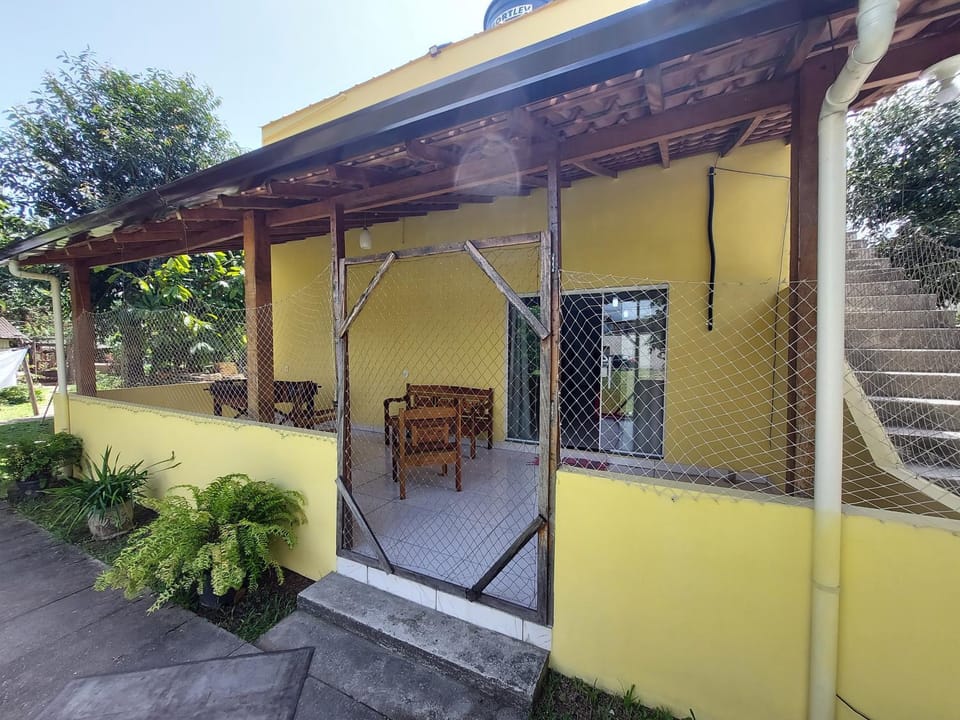 Casa do Deca Toledo - 500 metros do Centro Histórico Campground/ 
RV Resort in Paraty