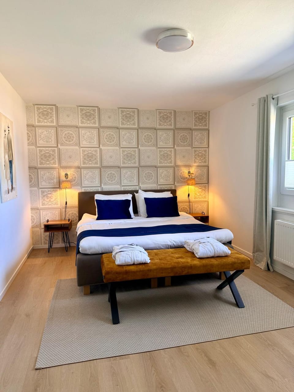 Bed, Photo of the whole room, Bedroom