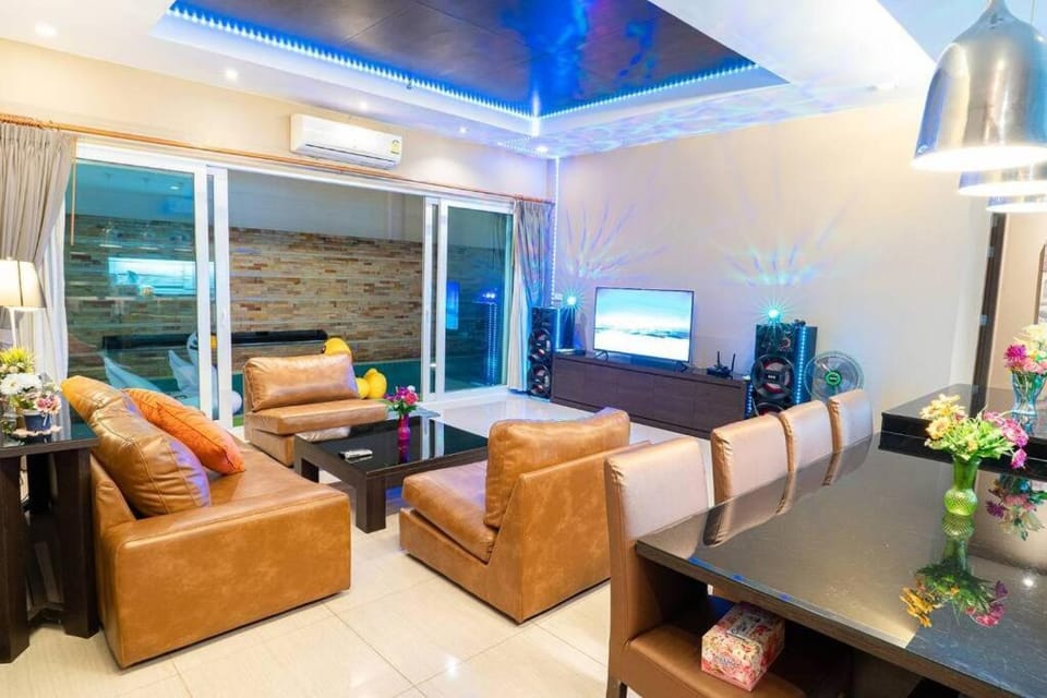 the time poolvilla 2 Villa in Pattaya City
