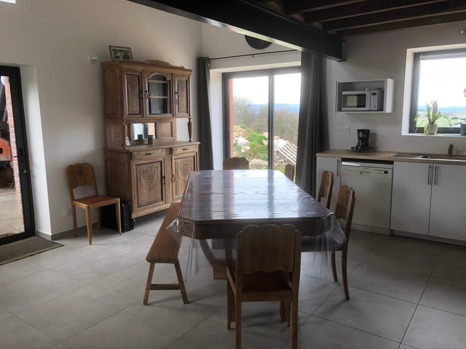 Kitchen or kitchenette, minibar, pet friendly