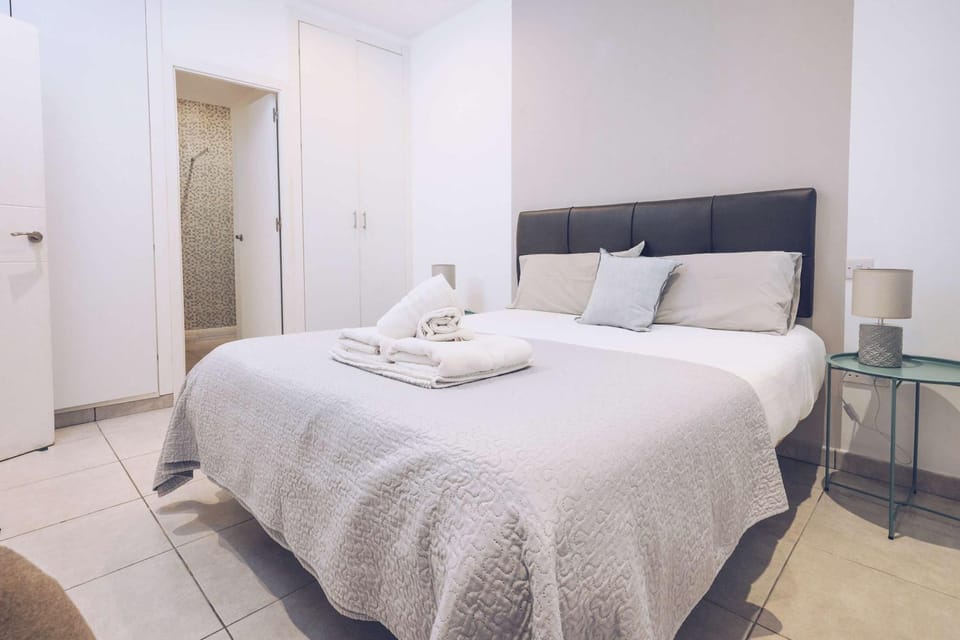 2BR in the Zoko contemporary and convenient Apartment in Gibraltar