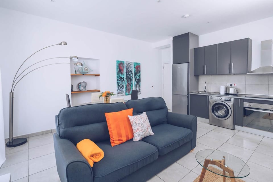 2BR in the Zoko contemporary and convenient Apartment in Gibraltar