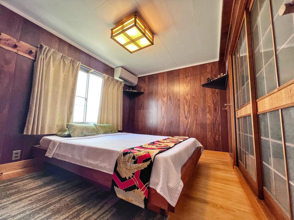 Bighem Maison 2 Bed and Breakfast in Osaka Prefecture