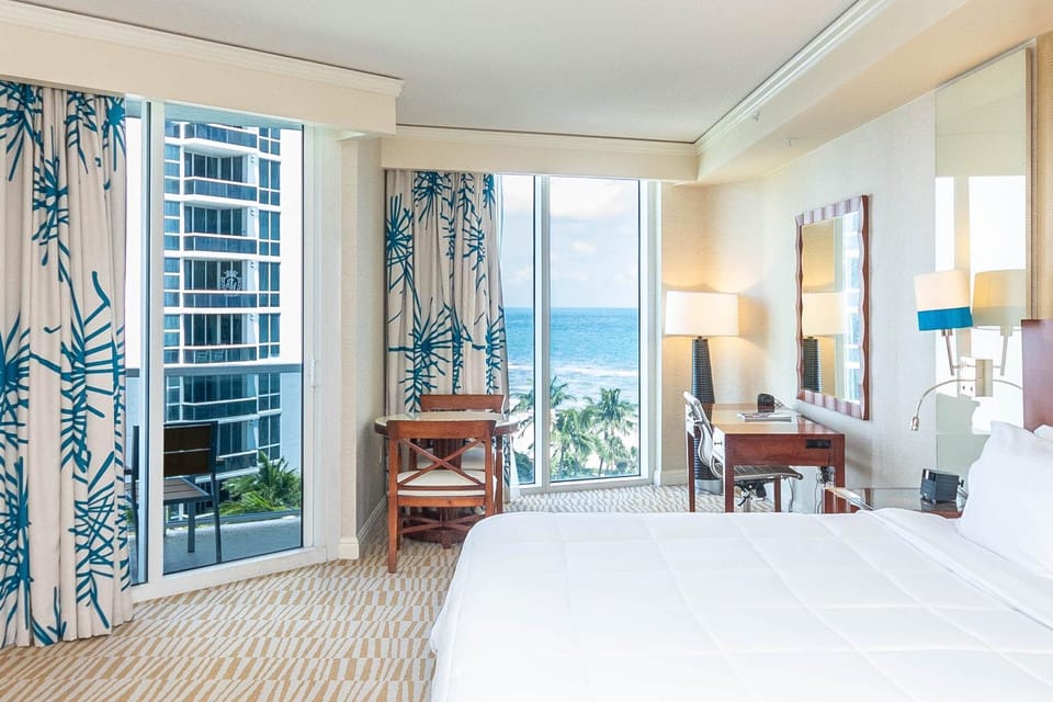 Bedroom, Sea view