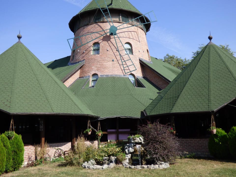 Property building, Garden