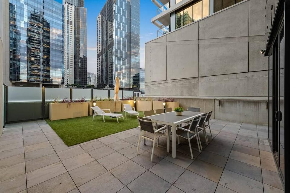 Exclusive Stays - Southbank Podium Apartment in Southbank