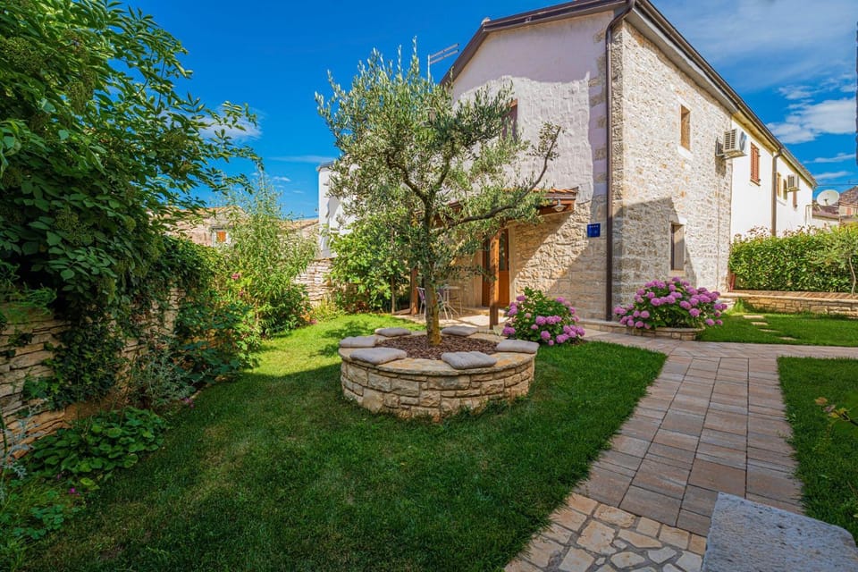 Villa Olea in Barat - Haus für 6-8 Personen Villa in Istria County